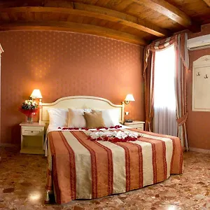 Conterie 3*, Murano Italien
